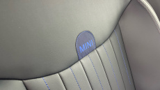 MINI Cooper 160kW SE Exclusive 54kWh 3dr Auto Electric Hatchback